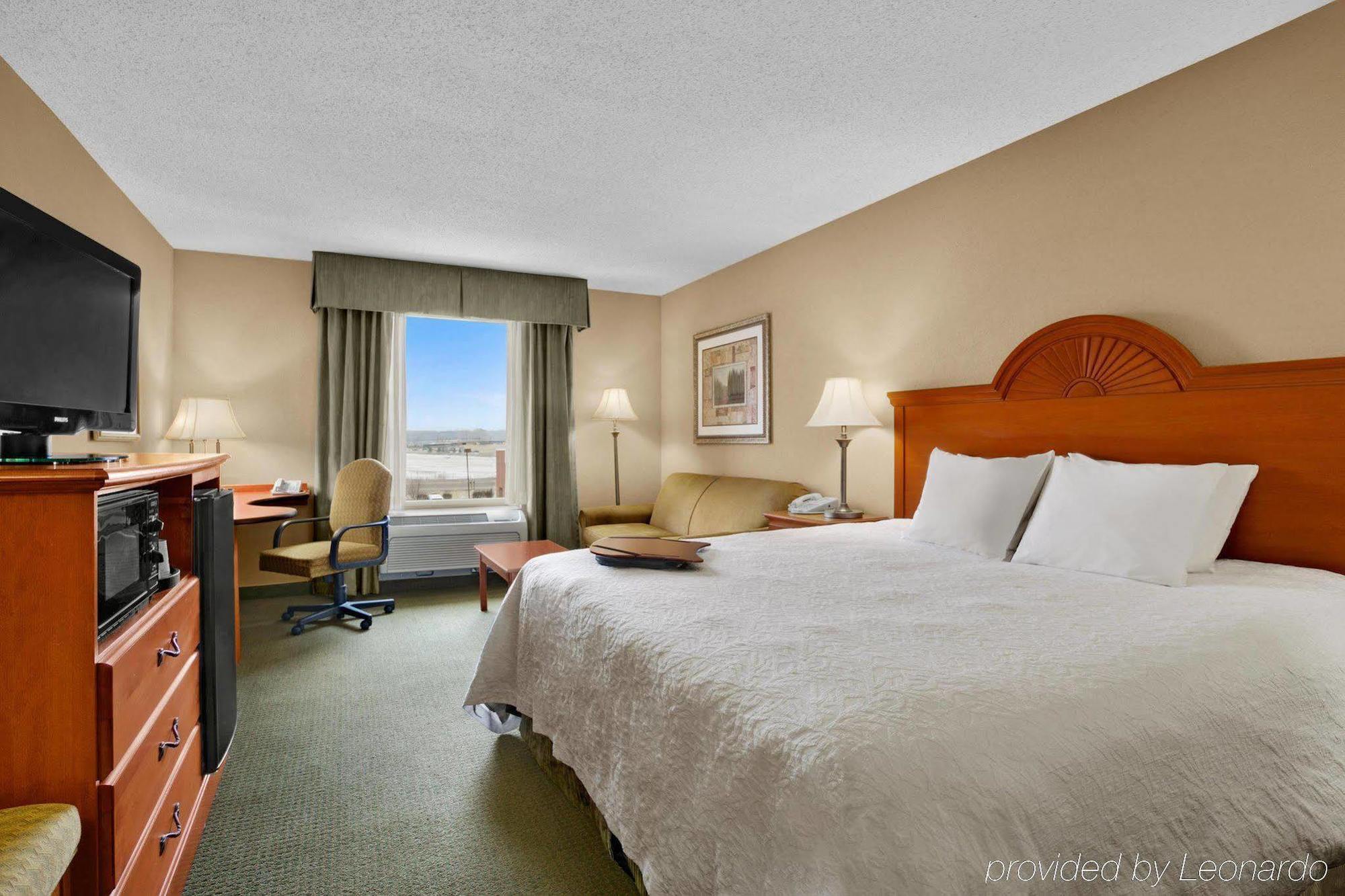 Hampton Inn Гіт Номер фото
